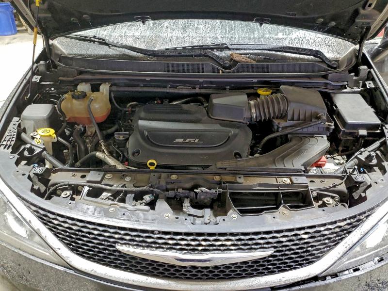 Продаж на аукціоні авто 2017 Chrysler Pacifica, vin: 2C4RC1BG7HR710500, номер лоту: 93250065
