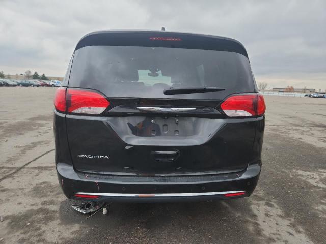 92702065 :رقم المزاد ، 2C4RC1BG4HR711684 vin ، 2017 Chrysler Pacifica مزاد بيع