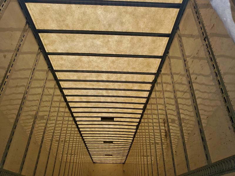 2016 Utility Reefer Trailer მანქანა იყიდება აუქციონზე, vin: 1UYVS2535GG526402, აუქციონის ნომერი: 92037055