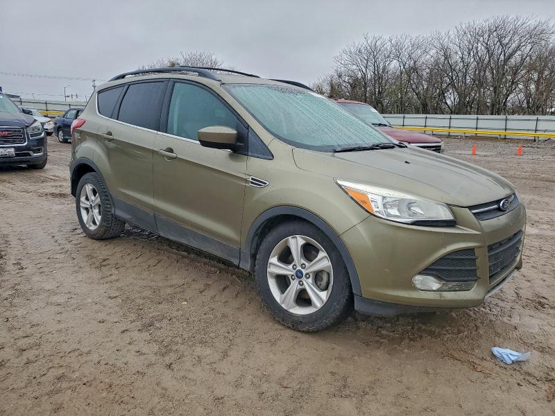 75764105 :رقم المزاد ، 1FMCU0GX5EUA77107 vin ، 2014 Ford Escape مزاد بيع