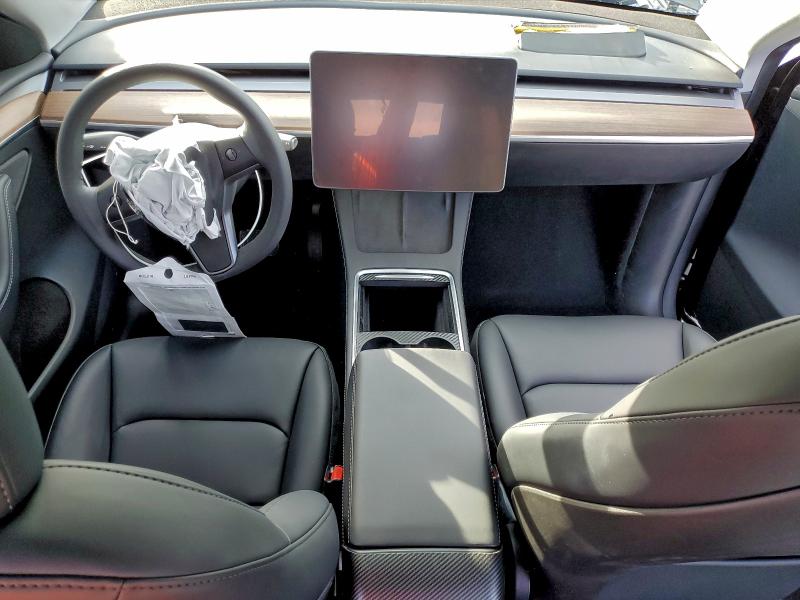 94413735 :رقم المزاد ، 7SAYGAEE0RF098408 vin ، 2024 Tesla Model Y مزاد بيع