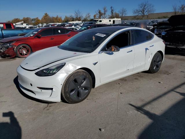 90920025 :رقم المزاد ، 5YJ3E1EB5JF092255 vin ، 2018 Tesla Model 3 مزاد بيع