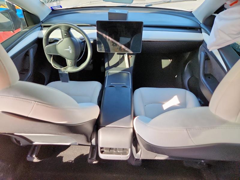 92296355 :رقم المزاد ، 7SAYGAEE6NF521227 vin ، 2022 Tesla Model Y مزاد بيع
