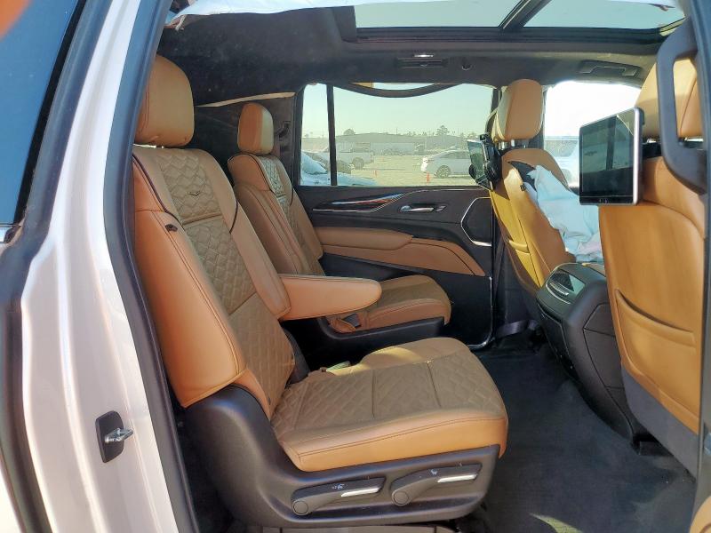 90302085 :رقم المزاد ، 1GYS4KKL5NR265798 vin ، 2022 Cadillac Escalade E مزاد بيع