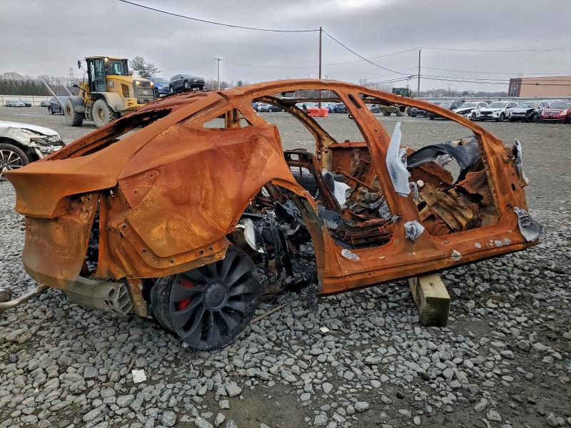 91823095 :رقم المزاد ، 7SAYGDEF2NF337963 vin ، 2022 Tesla Model Y مزاد بيع