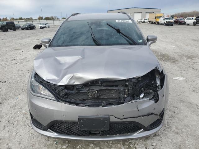 Продаж на аукціоні авто 2018 Chrysler Pacifica, vin: 2C4RC1EG0JR197463, номер лоту: 92090915