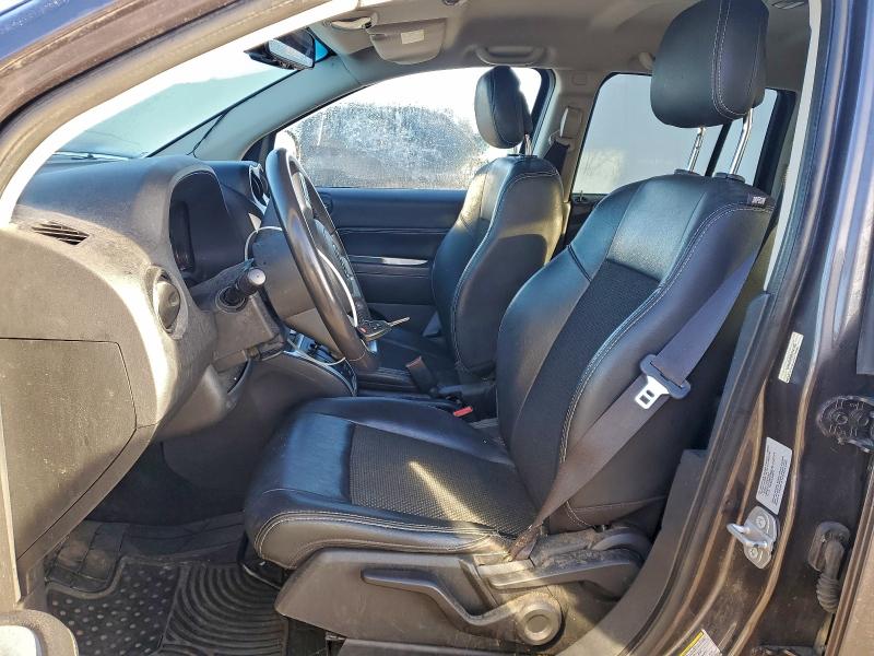 92762495 :رقم المزاد ، 1C4NJDEB0HD191105 vin ، 2017 Jeep Compass مزاد بيع