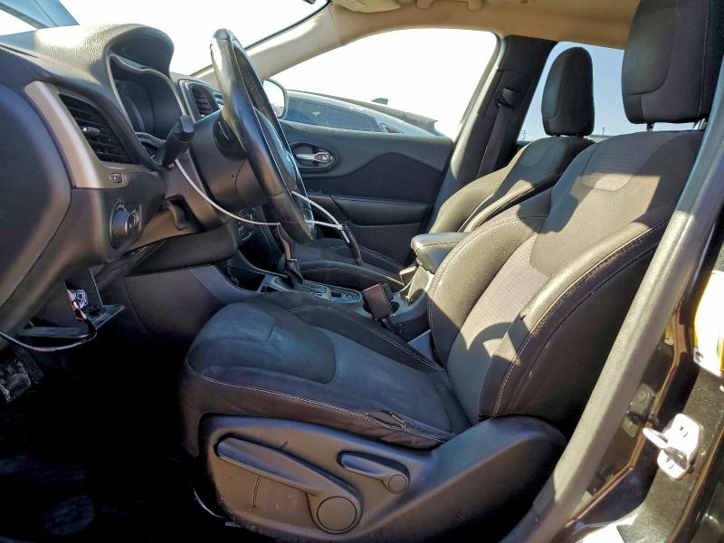 Aukcja sprzedaży 2015 Jeep Cherokee, vin: 1C4PJLCB8FW683310, numer aukcji: 94810485