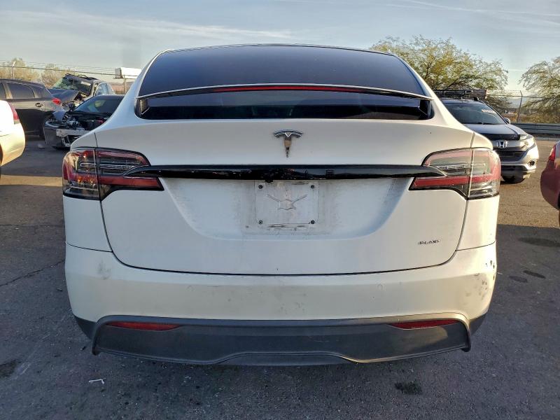 93285175 :رقم المزاد ، 7SAXCBE61NF331504 vin ، 2022 Tesla Model X مزاد بيع