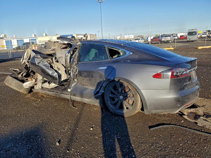 Продажа на аукционе авто 2016 Tesla Model S, vin: 5YJSA1E20GF133150, номер лота: 93682995