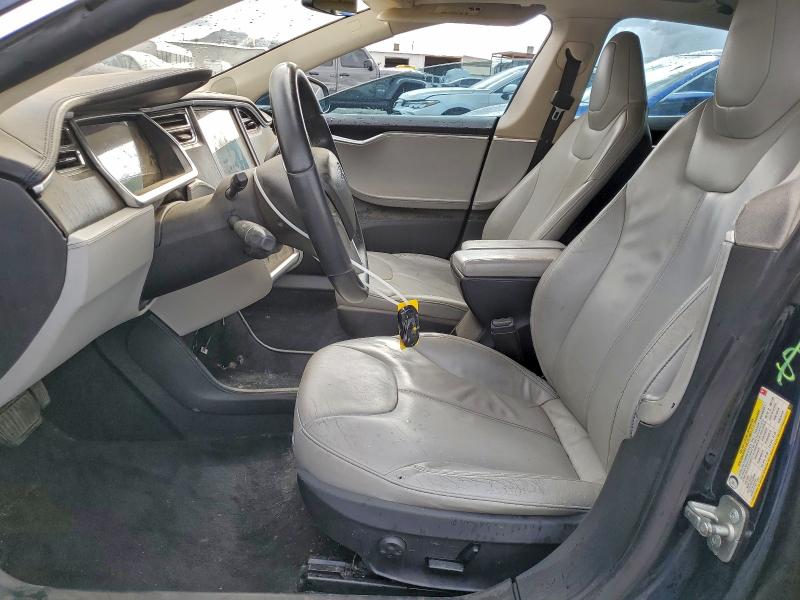 2013 Tesla Model S მანქანა იყიდება აუქციონზე, vin: 5YJSA1CG1DFP04719, აუქციონის ნომერი: 93536635
