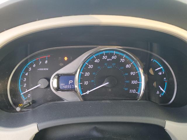 93550225 :رقم المزاد ، 5TDYK3DC2BS105514 vin ، 2011 Toyota Sienna مزاد بيع