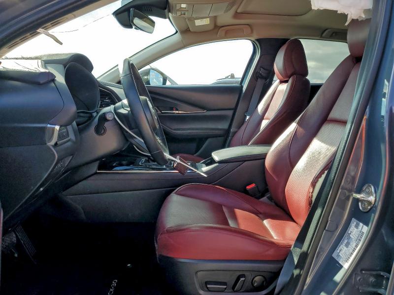 2023 Mazda Cx-30 Pref მანქანა იყიდება აუქციონზე, vin: 3MVDMBCM0PM543077, აუქციონის ნომერი: 94047225
