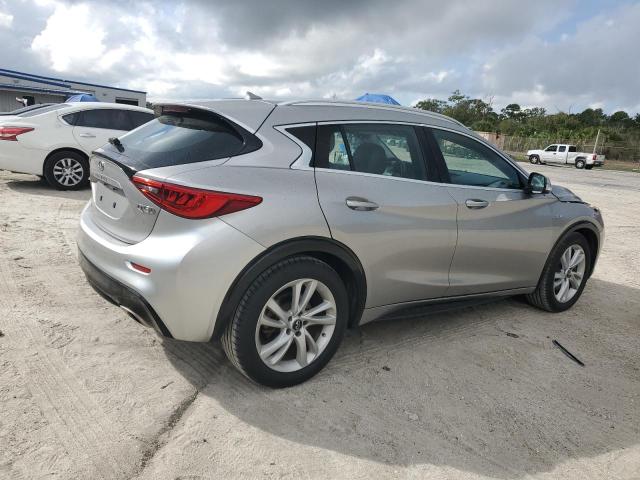92027165 :رقم المزاد ، SJKCH5CP2JA048376 vin ، 2018 Infiniti Qx30 مزاد بيع