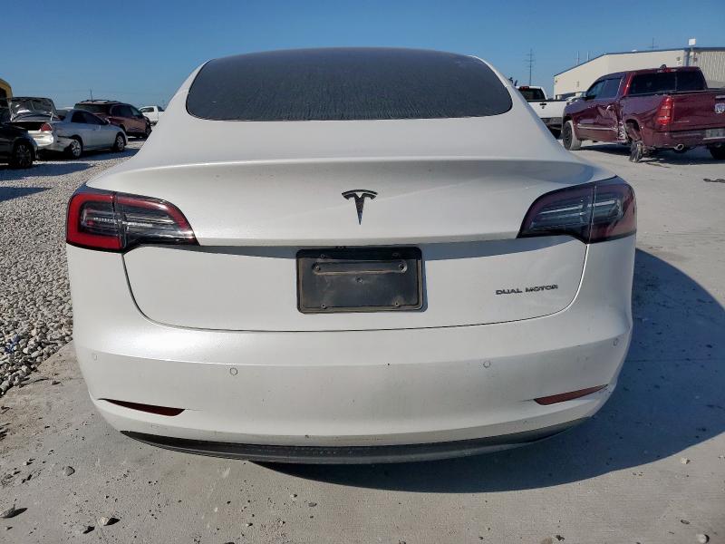 91064495 :رقم المزاد ، 5YJ3E1EB2NF125198 vin ، 2022 Tesla Model 3 مزاد بيع