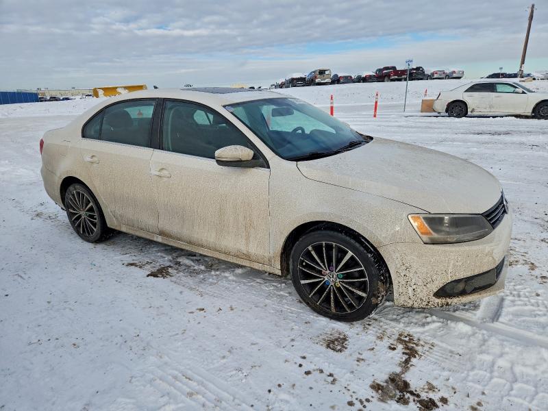 2014 Volkswagen Jetta მანქანა იყიდება აუქციონზე, vin: 3VWL07AJ9EM353111, აუქციონის ნომერი: 93985465
