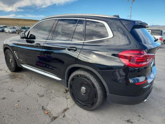 91399155 :رقم المزاد ، 5UXTR9C50JLC80079 vin ، 2018 Bmw X3 مزاد بيع