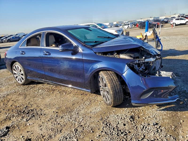 Продажа на аукционе авто 2018 Mercedes-benz Cla, vin: WDDSJ4EB1JN619997, номер лота: 94093845