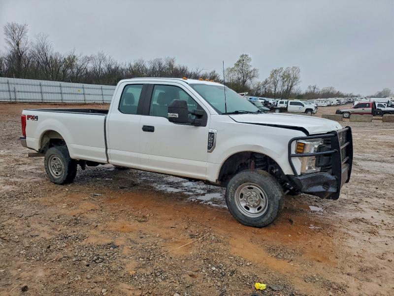 94114555 :رقم المزاد ، 1FT7X2B61KED26340 vin ، 2019 Ford F250 مزاد بيع