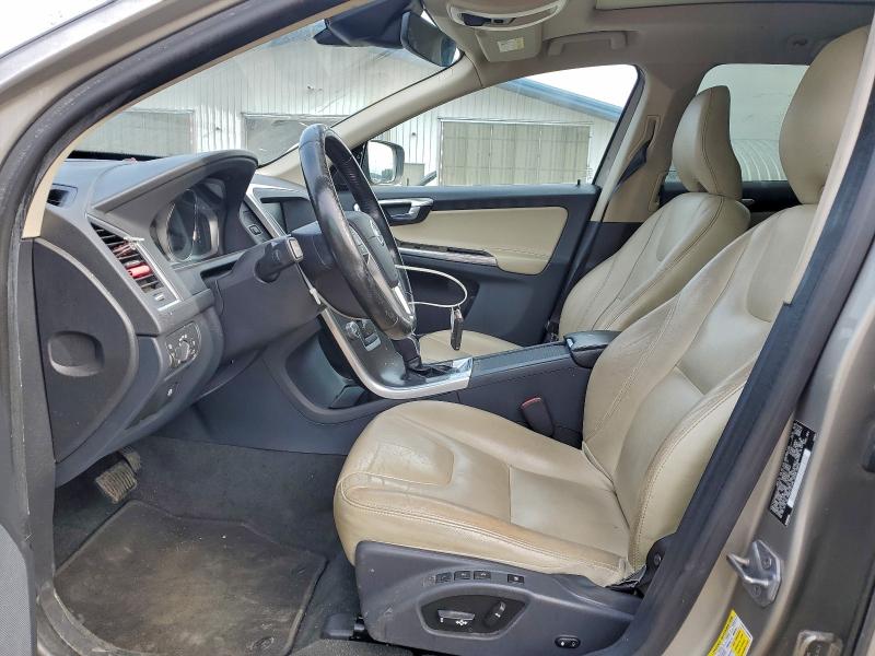Продажа на аукционе авто 2016 Volvo Xc60 T5 Pr, vin: YV4612RK0G2856756, номер лота: 93897895