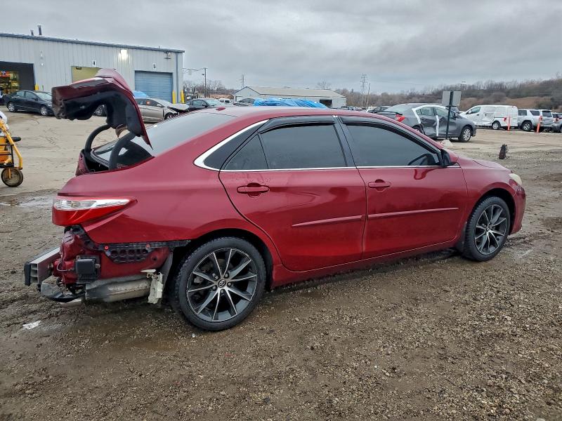 94530305 :رقم المزاد ، 4T1BK1FK4GU571586 vin ، 2016 Toyota Camry مزاد بيع