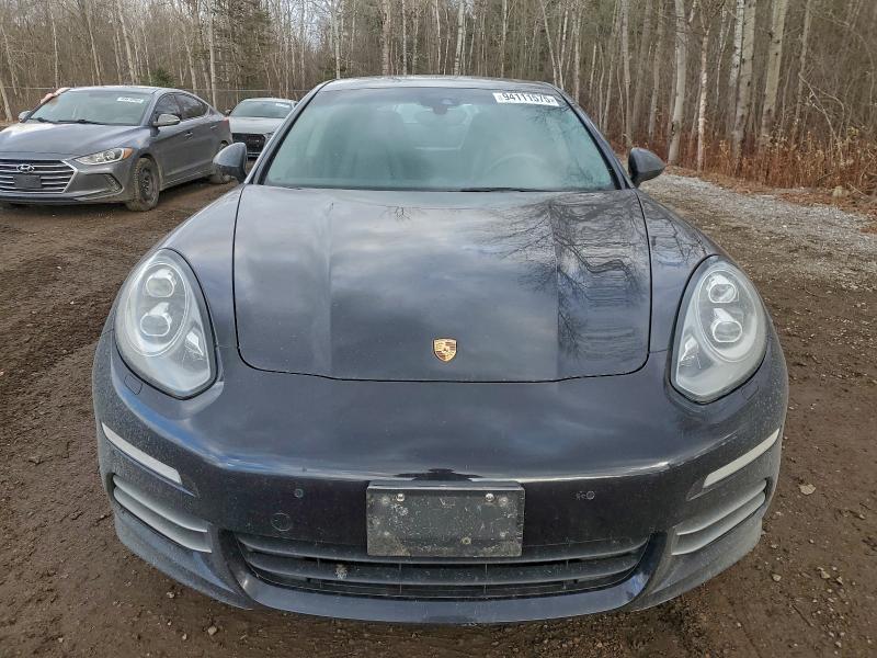 94111575 :رقم المزاد ، WP0AB2A75GL050553 vin ، 2016 Porsche Panamera مزاد بيع