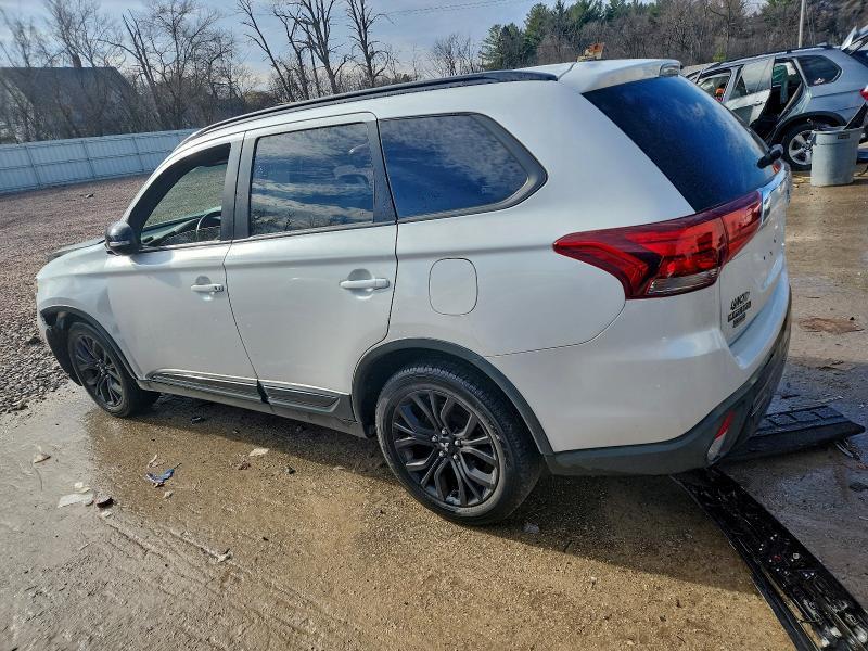 Продаж на аукціоні авто 2019 Mitsubishi Outlander, vin: JA4AD3A31KZ035304, номер лоту: 93885455