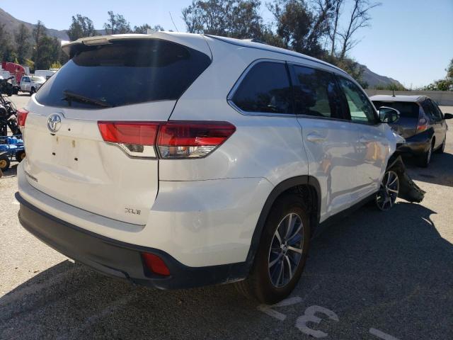 Продажа на аукционе авто 2019 Toyota Highlander, vin: 5TDKZRFH2KS562546, номер лота: 87380775