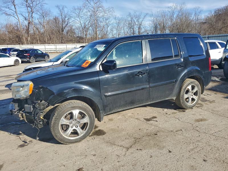 93189935 :رقم المزاد ، 5FNYF4H7XDB013940 vin ، 2013 Honda Pilot مزاد بيع