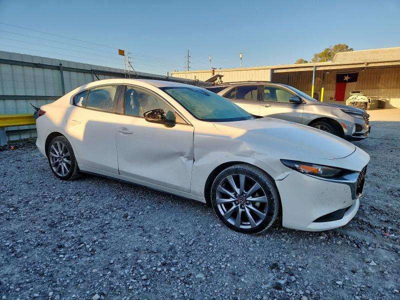 Продажа на аукционе авто 2021 Mazda 3 Select, vin: JM1BPABL0M1330707, номер лота: 91802135