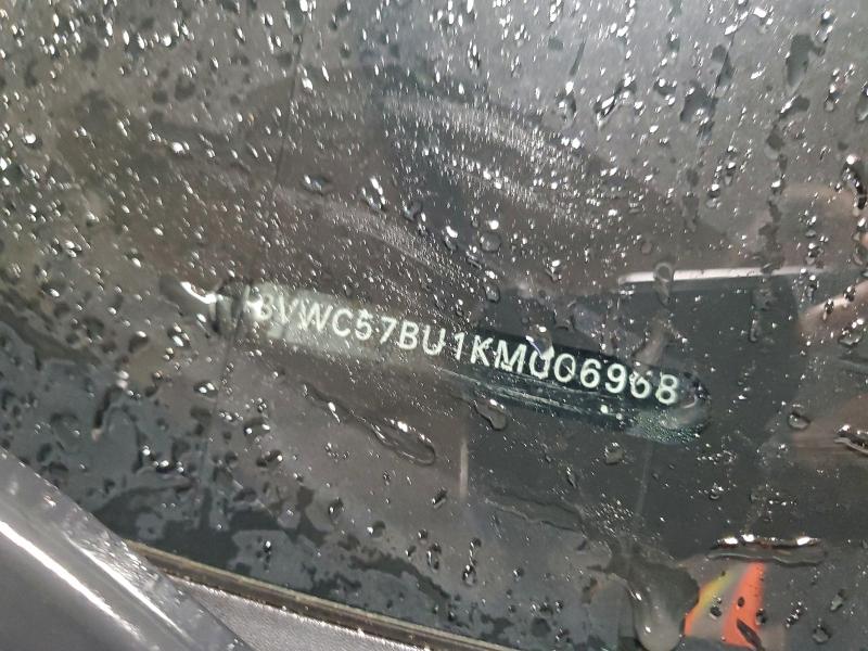 94479205 :رقم المزاد ، 3VWC57BU1KM006958 vin ، 2019 Volkswagen Jetta مزاد بيع