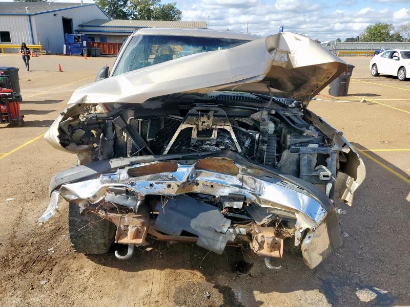 Продажа на аукционе авто 2005 Chevrolet Silverado, vin: 2GCEK13T851353111, номер лота: 92517635