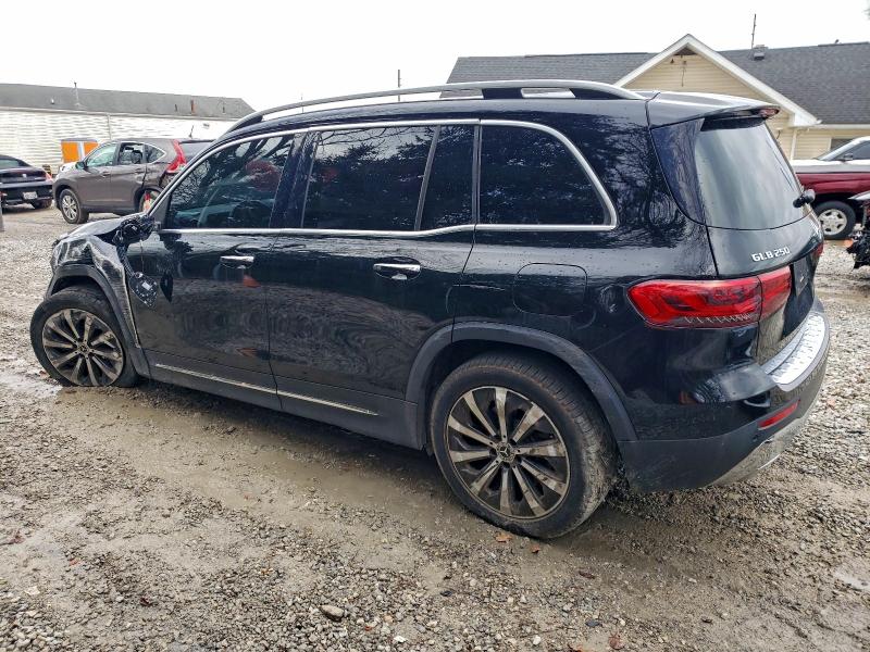 93736715 :رقم المزاد ، W1N4M4HB4MW104490 vin ، 2021 Mercedes-benz Glb مزاد بيع