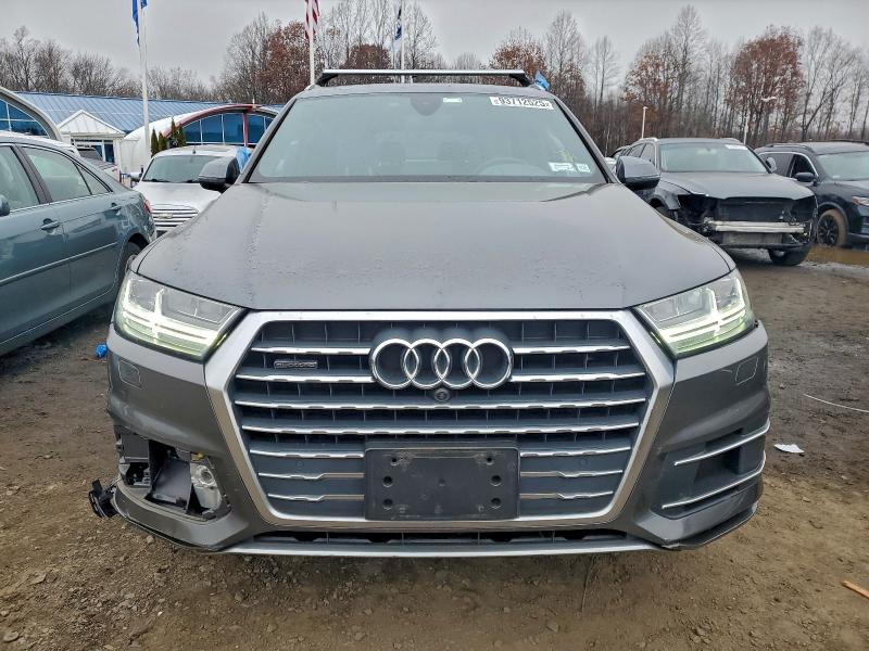 Продажа на аукционе авто 2019 Audi Q7, vin: WA1LHAF72KD032521, номер лота: 93712525