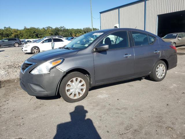 91192105 :رقم المزاد ، 3N1CN7AP8JL862666 vin ، 2018 Nissan Versa مزاد بيع