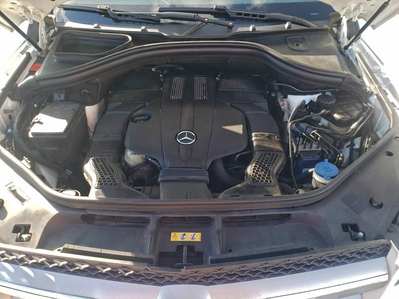 94279685 :رقم المزاد ، 4JGDF6EE3FA533871 vin ، 2015 Mercedes-benz Gl مزاد بيع