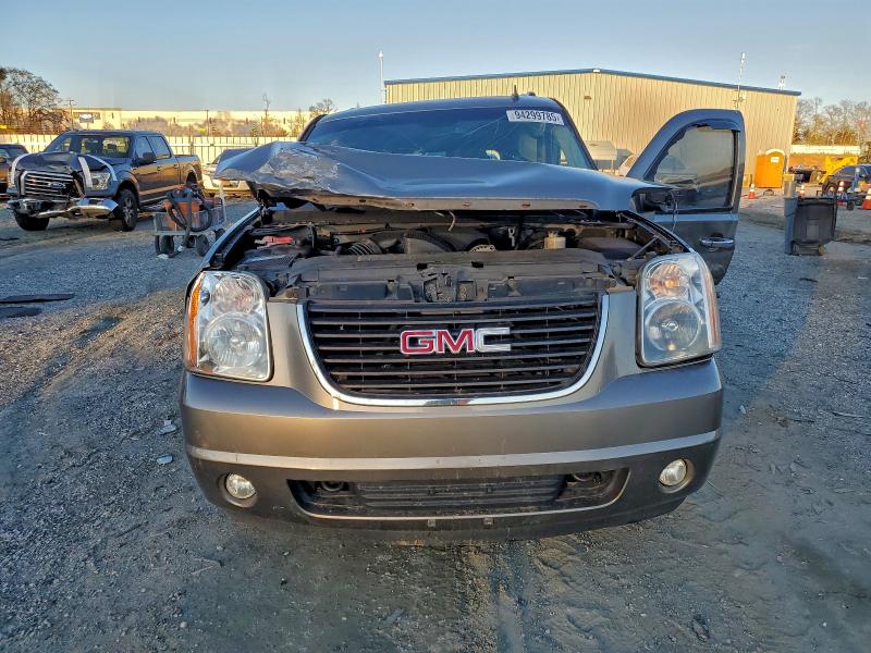 94299785 :رقم المزاد ، 1GKFC16J97R429266 vin ، 2007 Gmc Yukon مزاد بيع