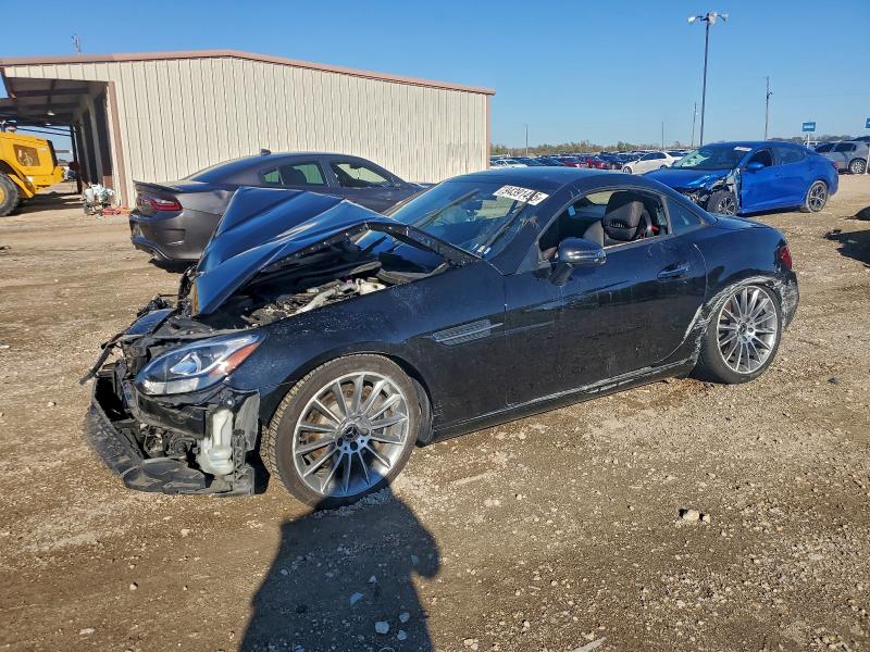 2020 Mercedes-benz Slc 300 მანქანა იყიდება აუქციონზე, vin: W1KPK3JA0LF170786, აუქციონის ნომერი: 94391495