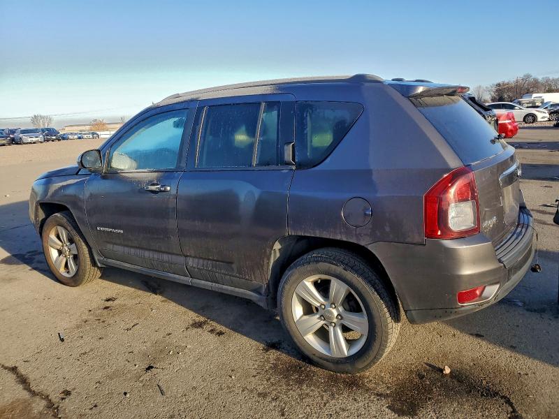 92762495 :رقم المزاد ، 1C4NJDEB0HD191105 vin ، 2017 Jeep Compass مزاد بيع
