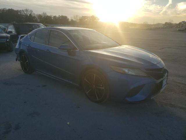 Продажа на аукционе авто 2018 Toyota Camry, vin: 4T1B61HK8JU009635, номер лота: 92192345