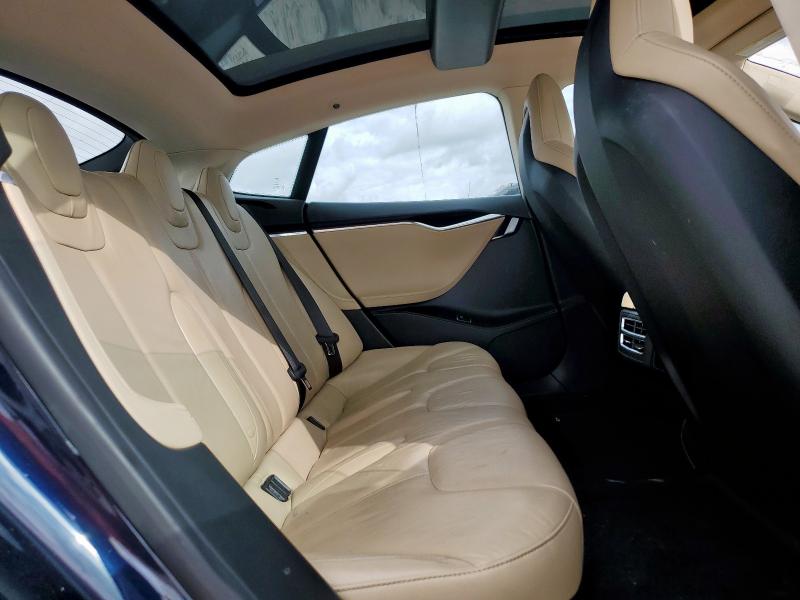 2014 Tesla Model S მანქანა იყიდება აუქციონზე, vin: 5YJSA1S12EFP48713, აუქციონის ნომერი: 93278665