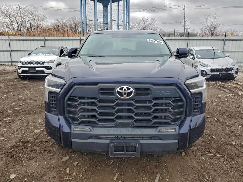Продажа на аукционе авто 2022 Toyota Tundra Cre, vin: 5TFLA5DB9NX041051, номер лота: 94311555