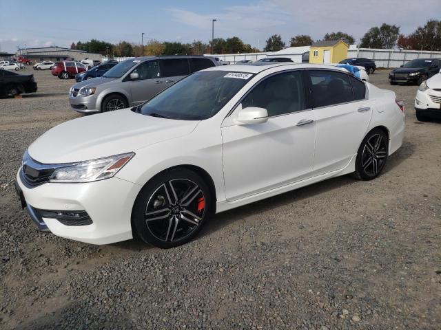 2017 Honda Accord Tou მანქანა იყიდება აუქციონზე, vin: 1HGCR3F93HA011074, აუქციონის ნომერი: 91048575