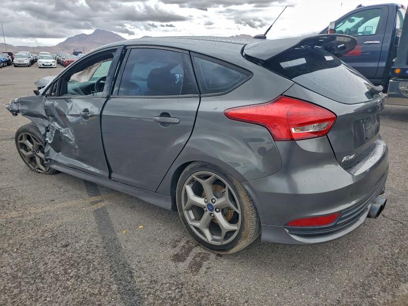 2018 Ford Focus მანქანა იყიდება აუქციონზე, vin: 1FADP3L95JL332109, აუქციონის ნომერი: 93964255