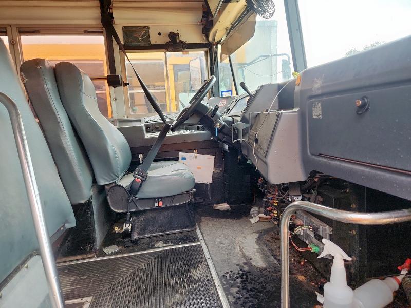93102985 :رقم المزاد ، 1BAKGCPA3CF287981 vin ، 2012 Blue Bird School Bus مزاد بيع