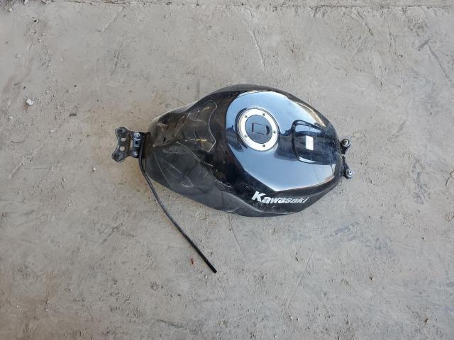 93202465 :رقم المزاد ، JKAZX4J158A072457 vin ، 2008 Kawasaki Zx600 مزاد بيع