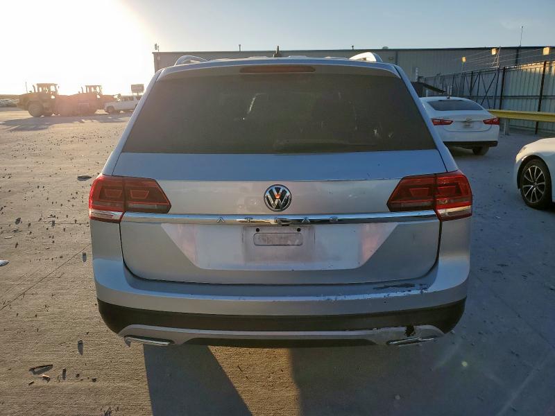 2018 Volkswagen Atlas მანქანა იყიდება აუქციონზე, vin: 1V2AR2CA0JC549965, აუქციონის ნომერი: 91896005