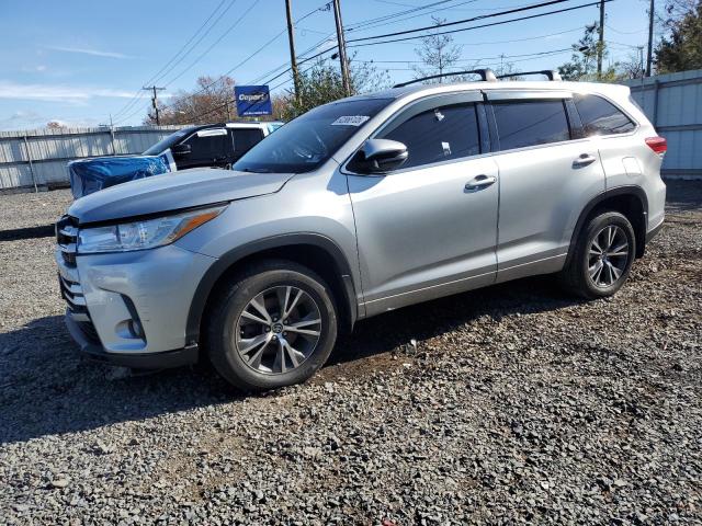 92866105 :رقم المزاد ، 5TDBZRFH5HS382311 vin ، 2017 Toyota Highlander مزاد بيع