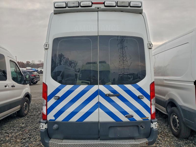 87207555 :رقم المزاد ، 1FDYR2XM9JKA44996 vin ، 2018 Ford Transit مزاد بيع