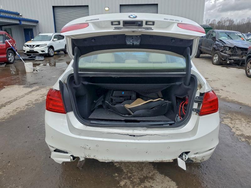 2015 Bmw 320 მანქანა იყიდება აუქციონზე, vin: WBA3C3C52FK201387, აუქციონის ნომერი: 93672475